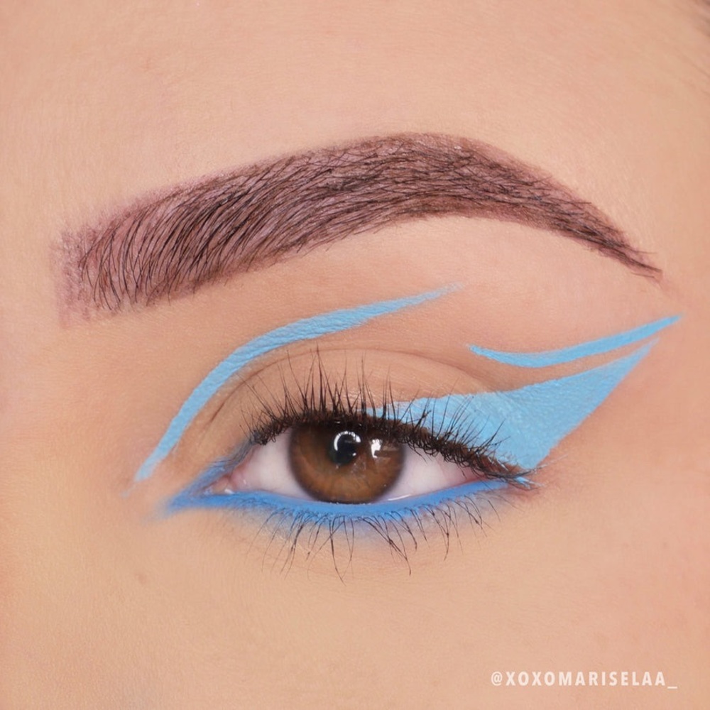 Aqua Blue Eyes Statement Gel Waterproof Graphic Eyeliner Cruelty Free Makeup